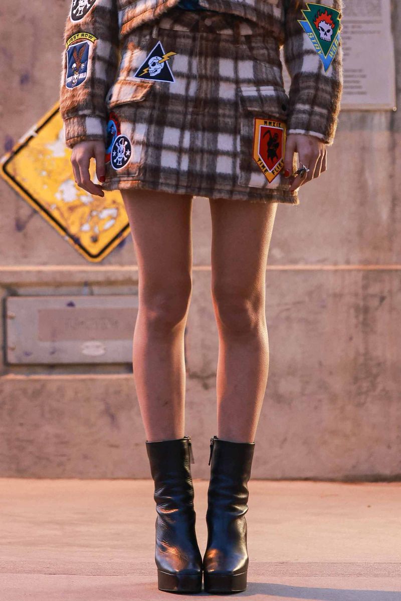 LOGO ALLOVER WOOL PLAID MINI SKIRT